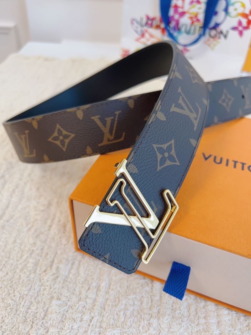 l0vis Vvtt0n belts